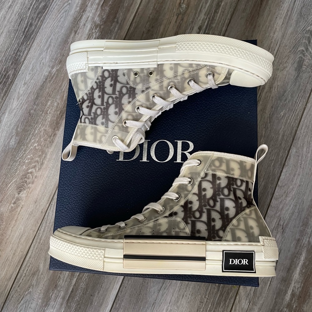 B23 HIGH-TOP SNEAKER
White and Black Dior Oblique Canvas size 40 - Picture 2 of 7